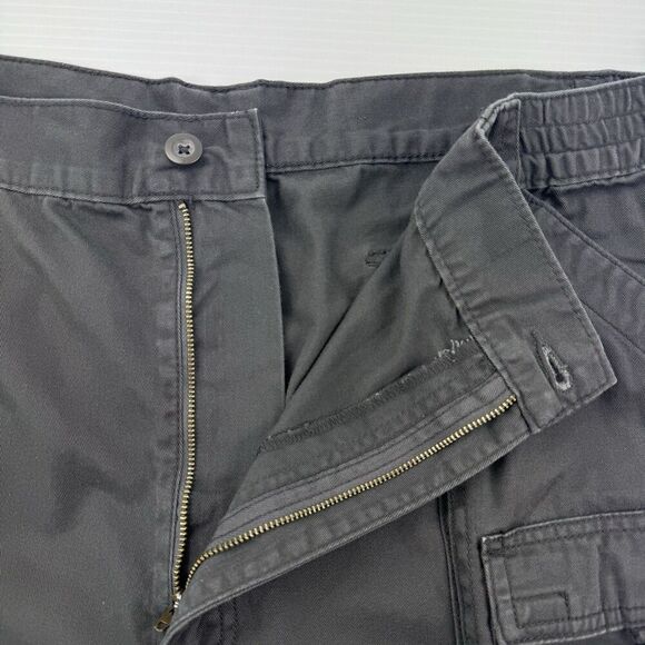 St John’s Bay Men’s Cargo Shorts Size 44 Gray Utility Pockets 100% Cotton - Picture 4 of 7